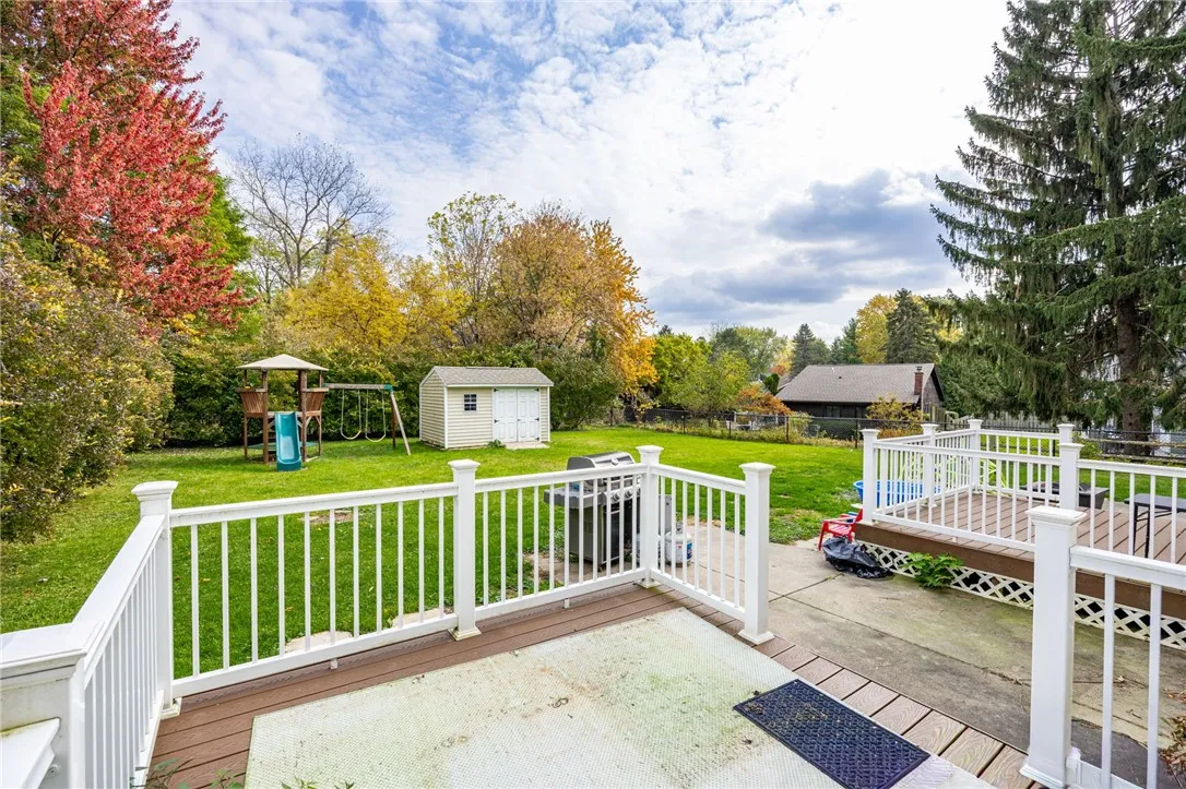 16 Sanders Farm Dr, Penfield, New York 14526, Penfield, New York 14526, 2 Bedroom Bedrooms, 6 Room Rooms,1 BathroomBathrooms,Residential Lease,For Rent,16 Sanders Farm Dr, Penfield, New York 14526,0,R1725480