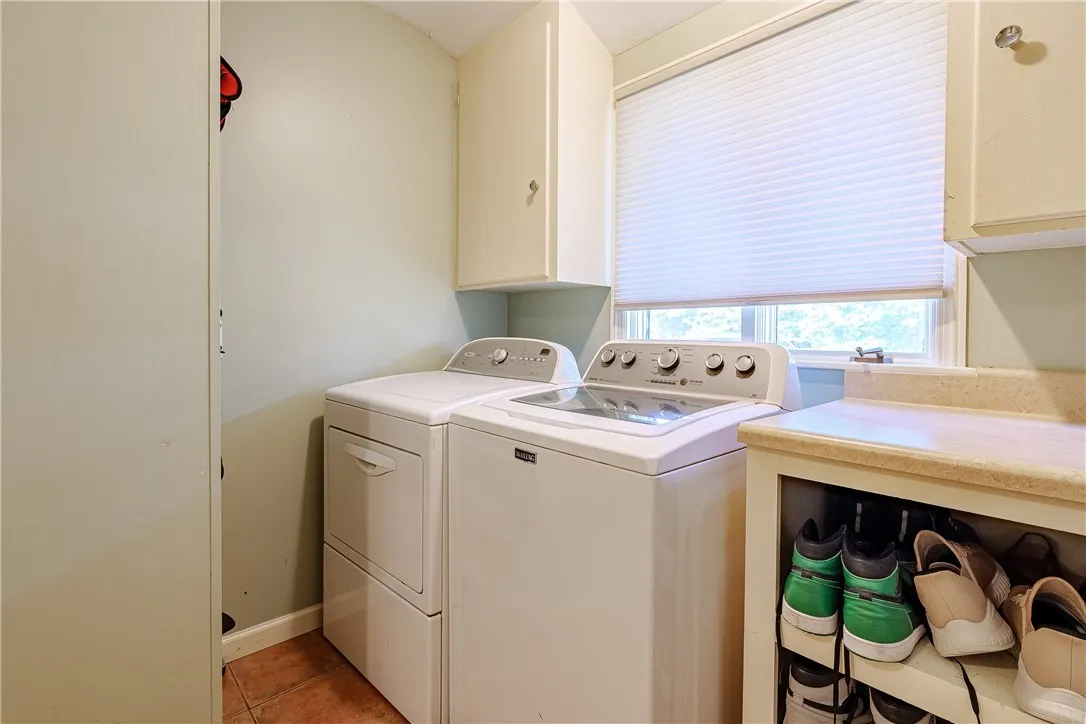 629 West Bloomfield Road, Mendon, New York 14534, Mendon, New York 14534, 4 Bedroom Bedrooms, 7 Room Rooms,2 BathroomBathrooms,Residential,For Sale,629 West Bloomfield Road, Mendon, New York 14534,0,R1715180