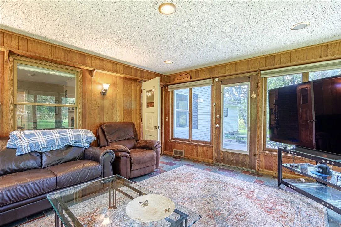 629 West Bloomfield Road, Mendon, New York 14534, Mendon, New York 14534, 4 Bedroom Bedrooms, 7 Room Rooms,2 BathroomBathrooms,Residential,For Sale,629 West Bloomfield Road, Mendon, New York 14534,0,R1715180