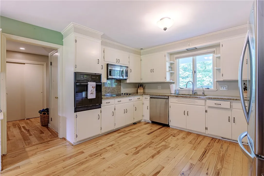 629 West Bloomfield Road, Mendon, New York 14534, Mendon, New York 14534, 4 Bedroom Bedrooms, 7 Room Rooms,2 BathroomBathrooms,Residential,For Sale,629 West Bloomfield Road, Mendon, New York 14534,0,R1715180