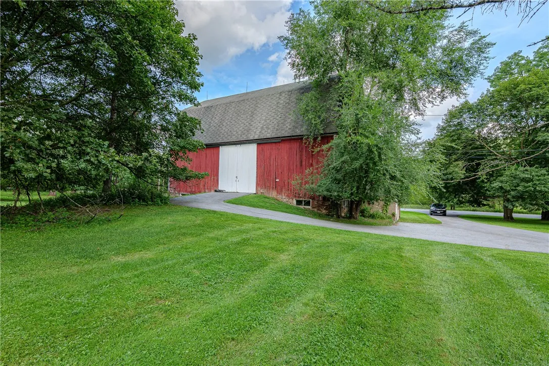629 West Bloomfield Road, Mendon, New York 14534, Mendon, New York 14534, 4 Bedroom Bedrooms, 7 Room Rooms,2 BathroomBathrooms,Residential,For Sale,629 West Bloomfield Road, Mendon, New York 14534,0,R1715180