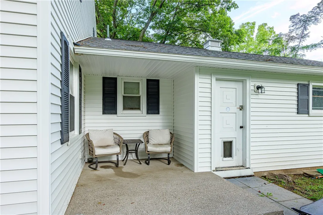 629 West Bloomfield Road, Mendon, New York 14534, Mendon, New York 14534, 4 Bedroom Bedrooms, 7 Room Rooms,2 BathroomBathrooms,Residential,For Sale,629 West Bloomfield Road, Mendon, New York 14534,0,R1715180