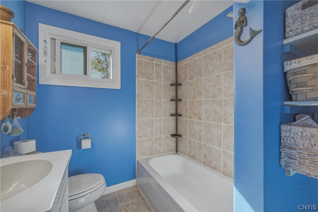 132 Oakley Drive, Cicero, New York 13212, Cicero, New York 13212, 3 Bedroom Bedrooms, 4 Room Rooms,1 BathroomBathrooms,Residential,For Sale,132 Oakley Drive, Cicero, New York 13212,0,S1725037