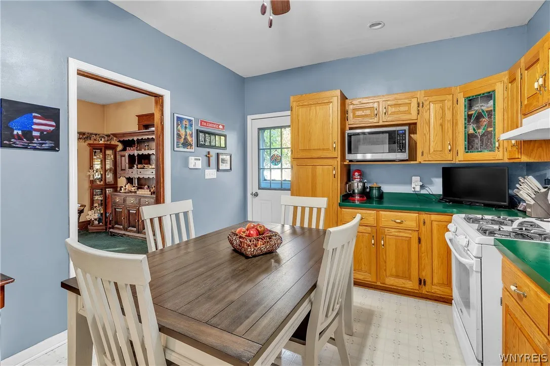 193 Kenmore Avenue, Tonawanda, New York 14223, Tonawanda, New York 14223, 3 Bedroom Bedrooms, 7 Room Rooms,1 BathroomBathrooms,Residential,For Sale,193 Kenmore Avenue, Tonawanda, New York 14223,0,B1722945