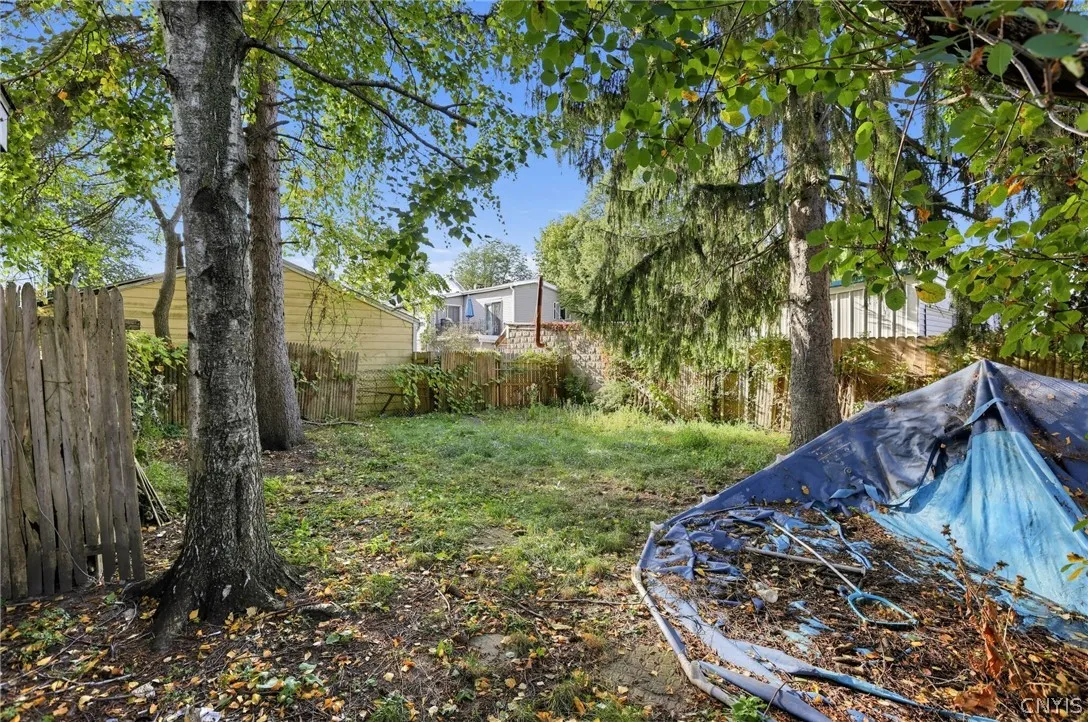 44 Hoffman Place, Buffalo, New York 14207, Buffalo, New York 14207, 4 Bedroom Bedrooms, 7 Room Rooms,2 BathroomBathrooms,Residential,For Sale,44 Hoffman Place, Buffalo, New York 14207,0,S1724102