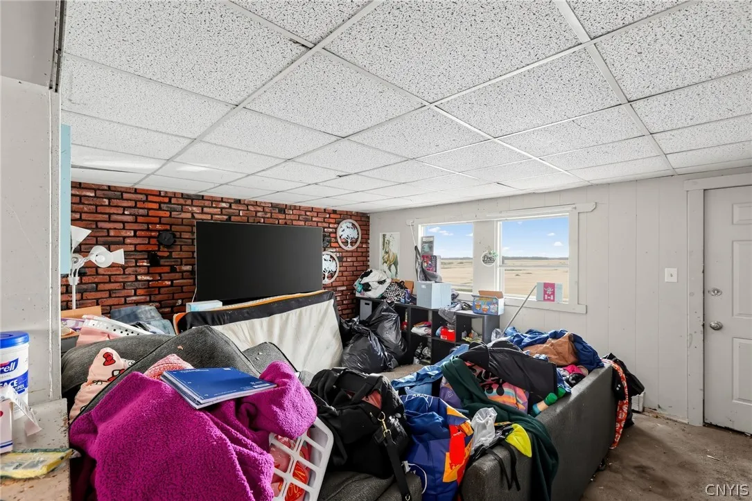 44 Hoffman Place, Buffalo, New York 14207, Buffalo, New York 14207, 4 Bedroom Bedrooms, 7 Room Rooms,2 BathroomBathrooms,Residential,For Sale,44 Hoffman Place, Buffalo, New York 14207,0,S1724102