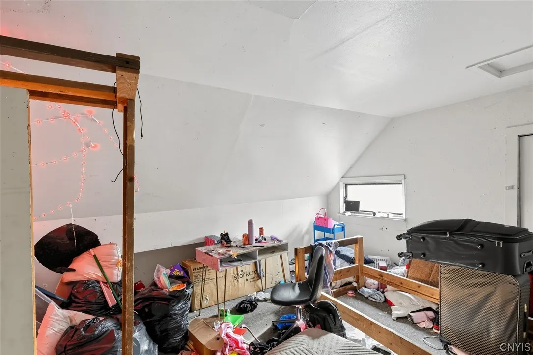44 Hoffman Place, Buffalo, New York 14207, Buffalo, New York 14207, 4 Bedroom Bedrooms, 7 Room Rooms,2 BathroomBathrooms,Residential,For Sale,44 Hoffman Place, Buffalo, New York 14207,0,S1724102