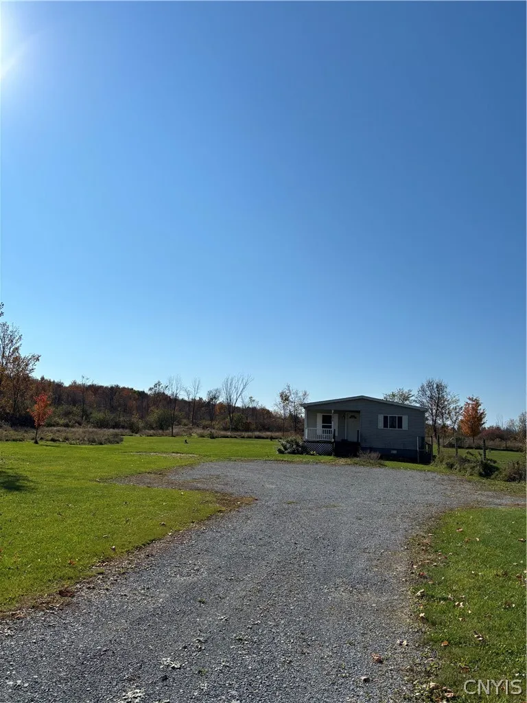 26376 Alverson Road, Le Ray, New York 13637, Le Ray, New York 13637, 3 Bedroom Bedrooms, 7 Room Rooms,2 BathroomBathrooms,Residential Lease,For Rent,26376 Alverson Road, Le Ray, New York 13637,0,S1725558