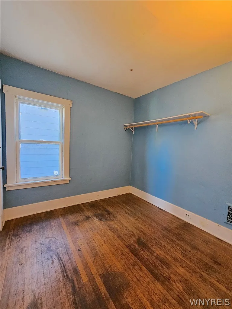 79 Sterling Avenue, Buffalo, New York 14216, Buffalo, New York 14216, 3 Bedroom Bedrooms, 8 Room Rooms,1 BathroomBathrooms,Residential Lease,For Rent,79 Sterling Avenue, Buffalo, New York 14216,0,B1725566