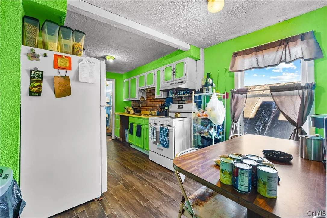209 Lawrence Street, Rome, New York 13440, Rome, New York 13440, 5 Bedroom Bedrooms, ,2 BathroomBathrooms,Residential,For Sale,209 Lawrence Street, Rome, New York 13440,0,S1724667