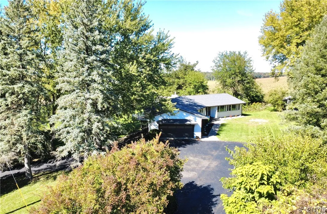 3801 Swartout Road, Owasco, New York 13021, Owasco, New York 13021, 5 Bedroom Bedrooms, 8 Room Rooms,3 BathroomBathrooms,Residential,For Sale,3801 Swartout Road, Owasco, New York 13021,0,S1725548