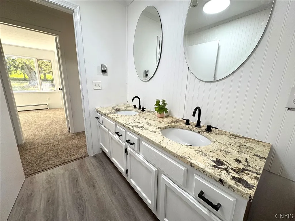 3801 Swartout Road, Owasco, New York 13021, Owasco, New York 13021, 5 Bedroom Bedrooms, 8 Room Rooms,3 BathroomBathrooms,Residential,For Sale,3801 Swartout Road, Owasco, New York 13021,0,S1725548
