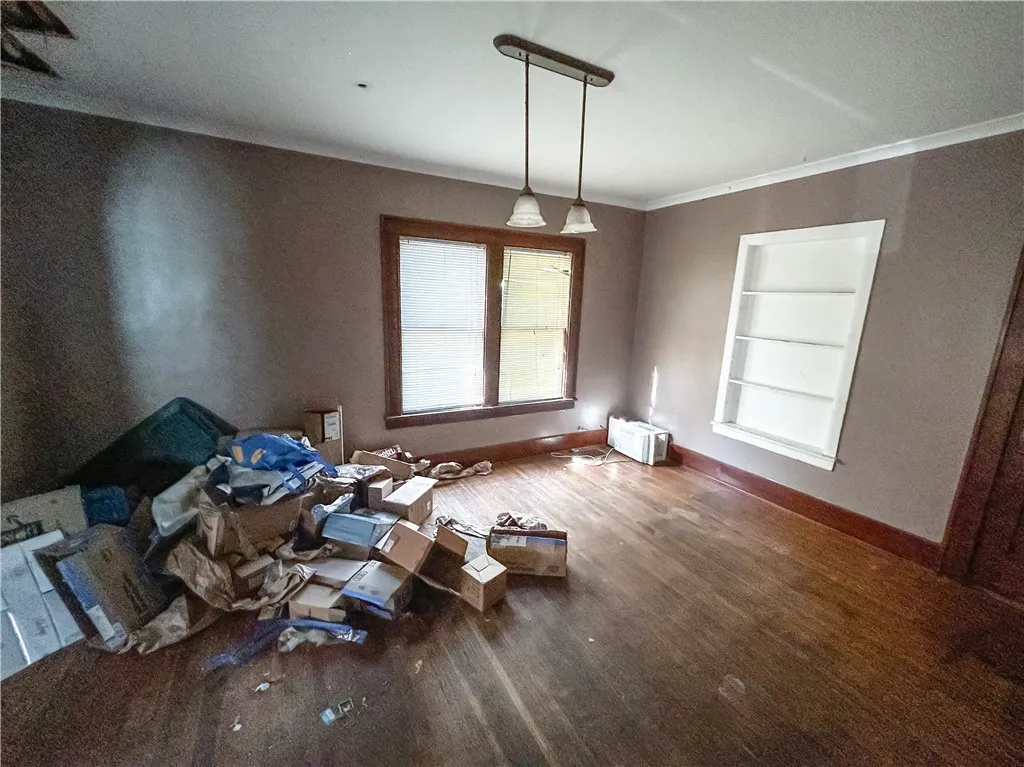 176 Michigan Street, Rochester, New York 14606, Rochester, New York 14606, 5 Bedroom Bedrooms, 8 Room Rooms,2 BathroomBathrooms,Residential,For Sale,176 Michigan Street, Rochester, New York 14606,0,R1725399
