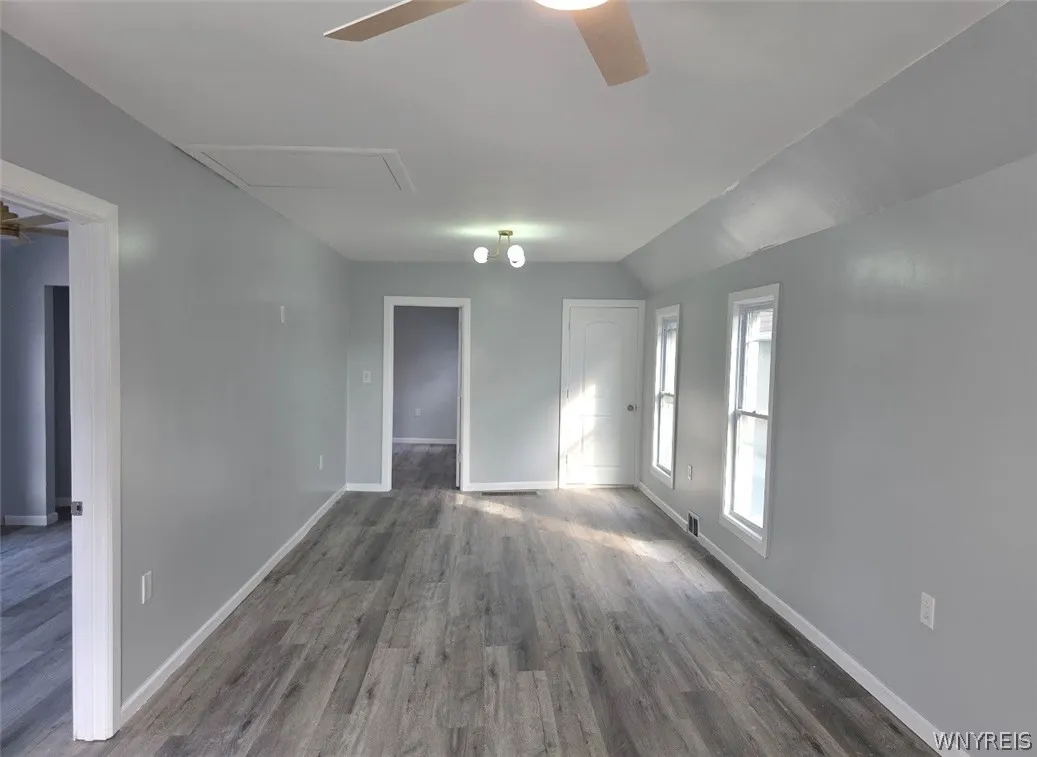158 Como Park Boulevard, Cheektowaga, New York 142, Cheektowaga, New York 14227, 3 Bedroom Bedrooms, 6 Room Rooms,2 BathroomBathrooms,Residential,For Sale,158 Como Park Boulevard, Cheektowaga, New York 142,0,B1725450