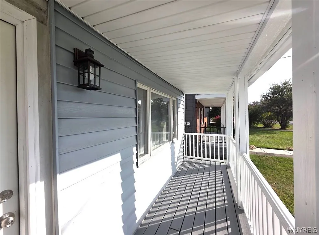 158 Como Park Boulevard, Cheektowaga, New York 142, Cheektowaga, New York 14227, 3 Bedroom Bedrooms, 6 Room Rooms,2 BathroomBathrooms,Residential,For Sale,158 Como Park Boulevard, Cheektowaga, New York 142,0,B1725450