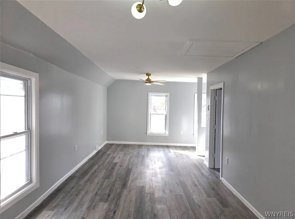 158 Como Park Boulevard, Cheektowaga, New York 142, Cheektowaga, New York 14227, 3 Bedroom Bedrooms, 6 Room Rooms,2 BathroomBathrooms,Residential,For Sale,158 Como Park Boulevard, Cheektowaga, New York 142,0,B1725450