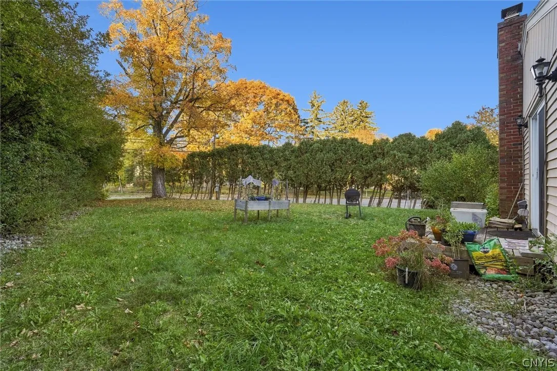 100 Bradford Parkway, Syracuse, New York 13224, Syracuse, New York 13224, 5 Bedroom Bedrooms, 9 Room Rooms,3 BathroomBathrooms,Residential,For Sale,100 Bradford Parkway, Syracuse, New York 13224,0,S1725111