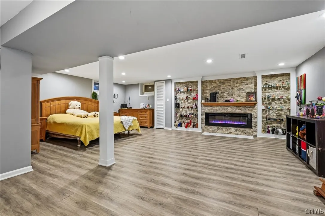 100 Bradford Parkway, Syracuse, New York 13224, Syracuse, New York 13224, 5 Bedroom Bedrooms, 9 Room Rooms,3 BathroomBathrooms,Residential,For Sale,100 Bradford Parkway, Syracuse, New York 13224,0,S1725111
