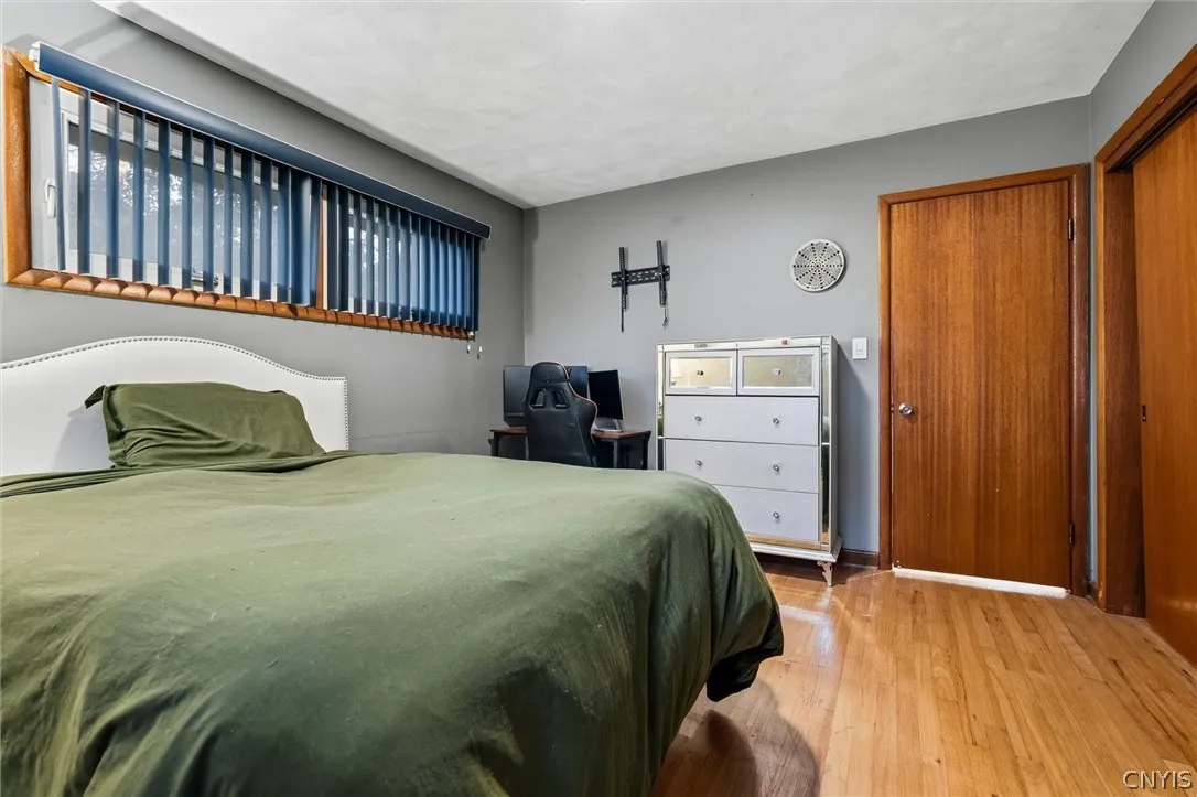 100 Bradford Parkway, Syracuse, New York 13224, Syracuse, New York 13224, 5 Bedroom Bedrooms, 9 Room Rooms,3 BathroomBathrooms,Residential,For Sale,100 Bradford Parkway, Syracuse, New York 13224,0,S1725111