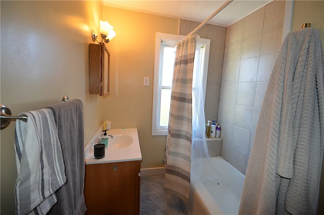 196 Culver Road, Rochester, New York 14607, Rochester, New York 14607, 6 Bedroom Bedrooms, ,5 BathroomBathrooms,Residential,For Sale,196 Culver Road, Rochester, New York 14607,0,R1725427