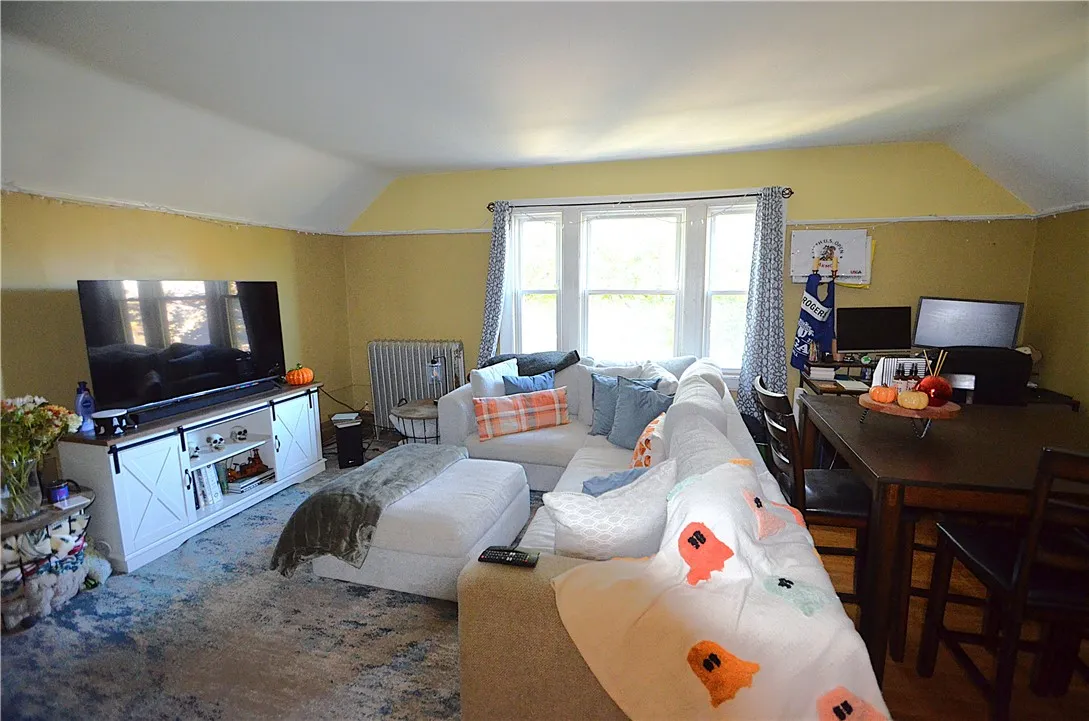 196 Culver Road, Rochester, New York 14607, Rochester, New York 14607, 6 Bedroom Bedrooms, ,5 BathroomBathrooms,Residential,For Sale,196 Culver Road, Rochester, New York 14607,0,R1725427