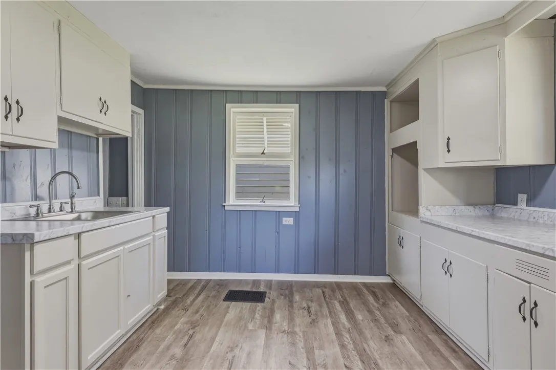 618 Copley Street, Elmira City, New York 14905, Elmira City, New York 14905, 4 Bedroom Bedrooms, 8 Room Rooms,1 BathroomBathrooms,Residential,For Sale,618 Copley Street, Elmira City, New York 14905,0,R1724277