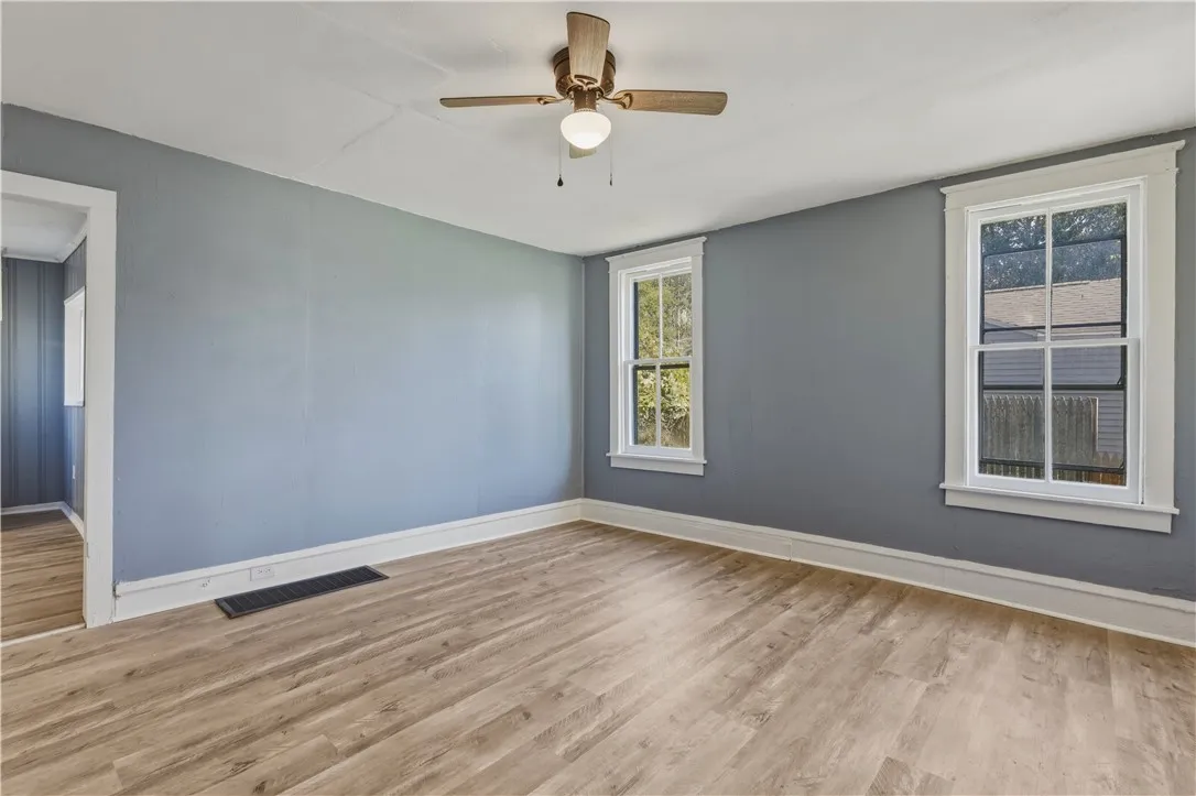 618 Copley Street, Elmira City, New York 14905, Elmira City, New York 14905, 4 Bedroom Bedrooms, 8 Room Rooms,1 BathroomBathrooms,Residential,For Sale,618 Copley Street, Elmira City, New York 14905,0,R1724277