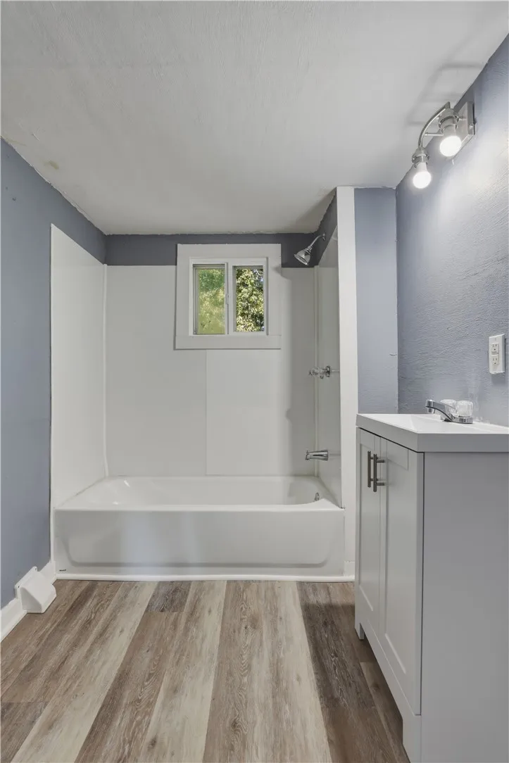 618 Copley Street, Elmira City, New York 14905, Elmira City, New York 14905, 4 Bedroom Bedrooms, 8 Room Rooms,1 BathroomBathrooms,Residential,For Sale,618 Copley Street, Elmira City, New York 14905,0,R1724277