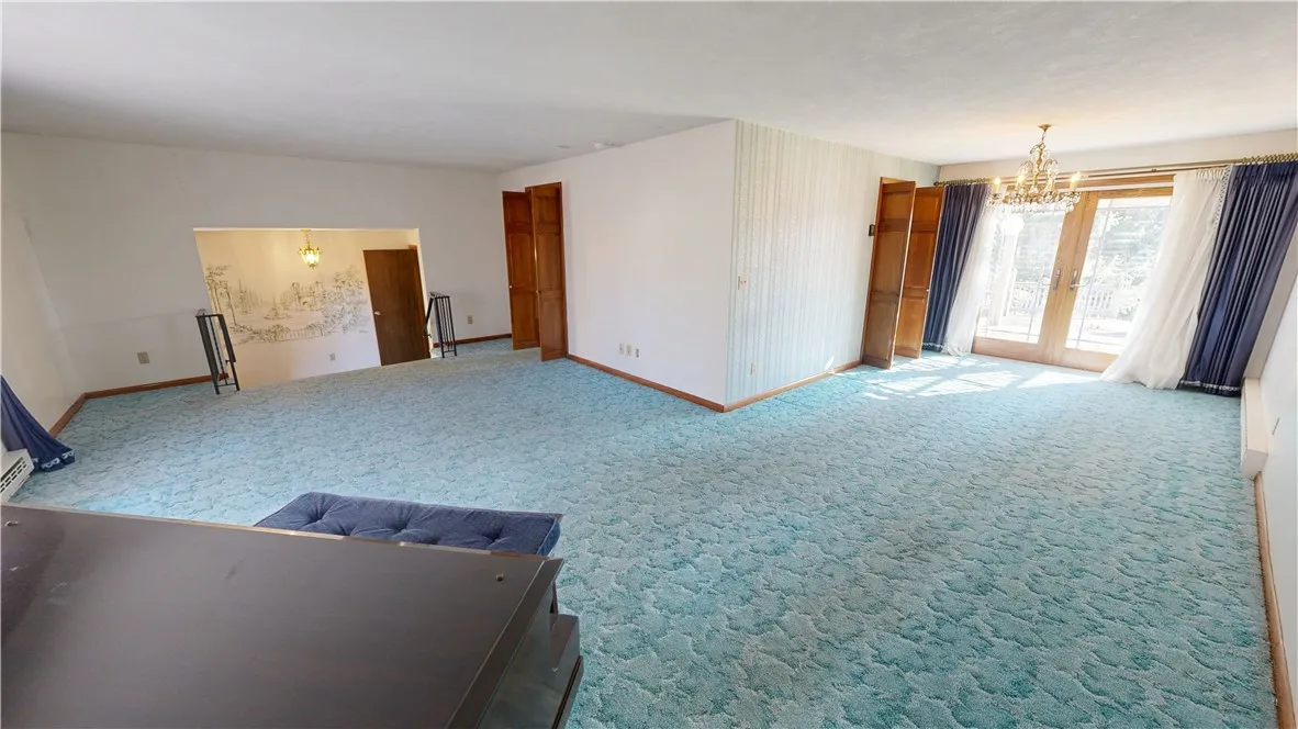 114 Hillview Court, Norwich, New York 13815, Norwich, New York 13815, 4 Bedroom Bedrooms, 11 Room Rooms,2 BathroomBathrooms,Residential,For Sale,114 Hillview Court, Norwich, New York 13815,0,R1724837