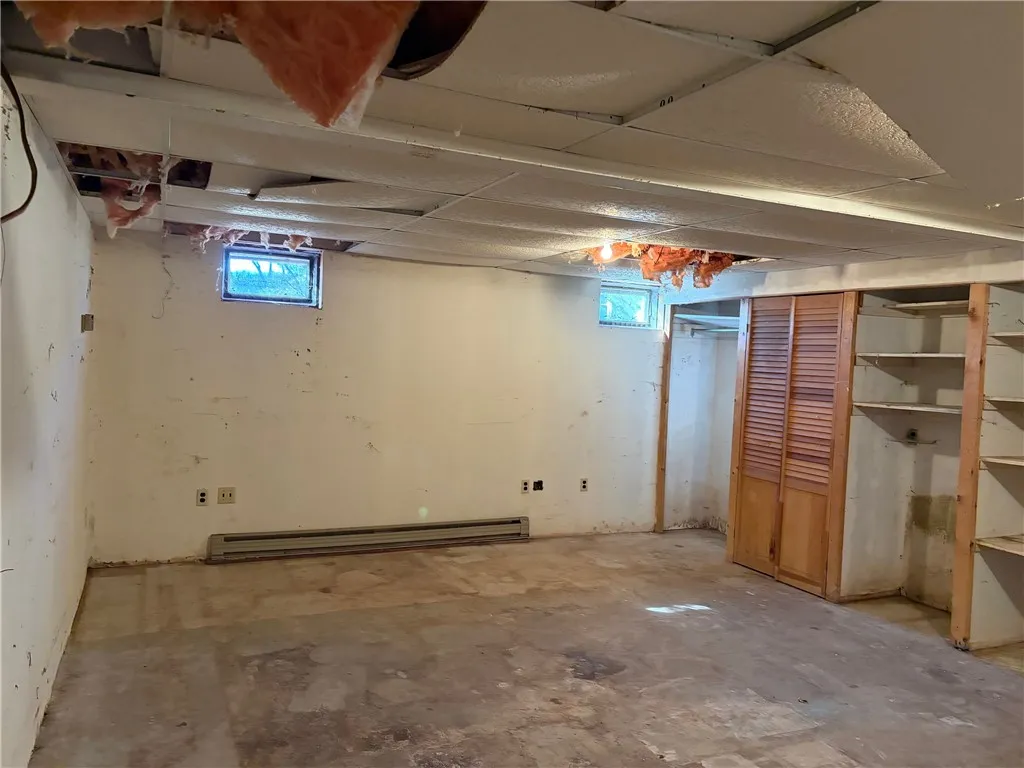 114 Hillview Court, Norwich, New York 13815, Norwich, New York 13815, 4 Bedroom Bedrooms, 11 Room Rooms,2 BathroomBathrooms,Residential,For Sale,114 Hillview Court, Norwich, New York 13815,0,R1724837