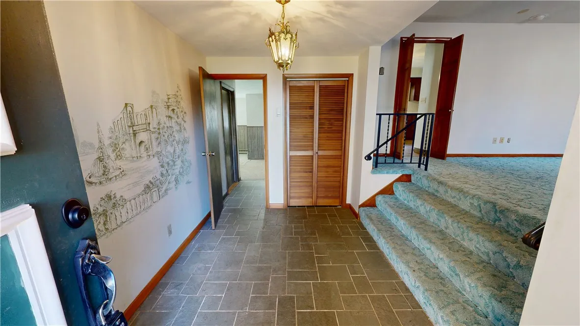 114 Hillview Court, Norwich, New York 13815, Norwich, New York 13815, 4 Bedroom Bedrooms, 11 Room Rooms,2 BathroomBathrooms,Residential,For Sale,114 Hillview Court, Norwich, New York 13815,0,R1724837