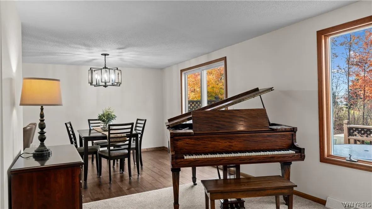 8 Northwood Drive, Lancaster, New York 14043, Lancaster, New York 14043, 2 Bedroom Bedrooms, 6 Room Rooms,1 BathroomBathrooms,Residential,For Sale,8 Northwood Drive, Lancaster, New York 14043,0,B1725576