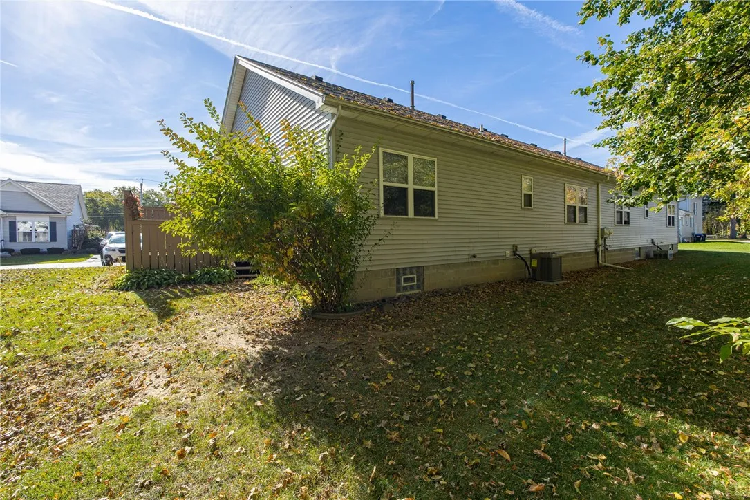 206 Twin Pines Court, Greece, New York 14616, Greece, New York 14616, 2 Bedroom Bedrooms, 7 Room Rooms,2 BathroomBathrooms,Residential,For Sale,206 Twin Pines Court, Greece, New York 14616,0,R1725629
