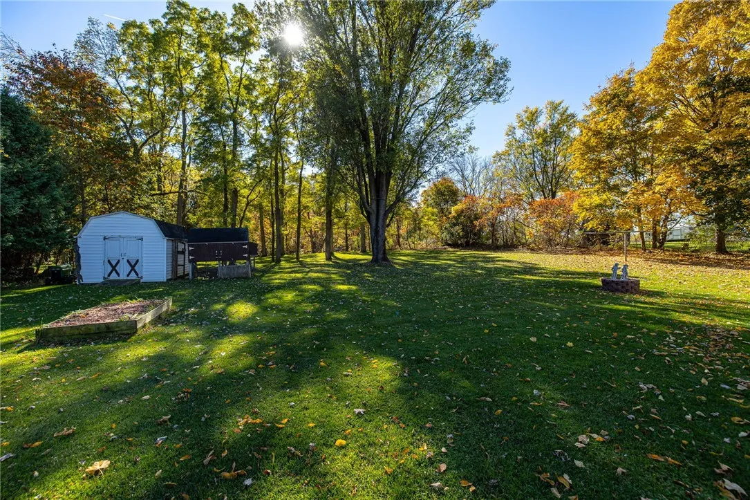 7088 Randall Road, Leroy, New York 14482, Leroy, New York 14482, 2 Bedroom Bedrooms, 6 Room Rooms,1 BathroomBathrooms,Residential,For Sale,7088 Randall Road, Leroy, New York 14482,0,R1725003