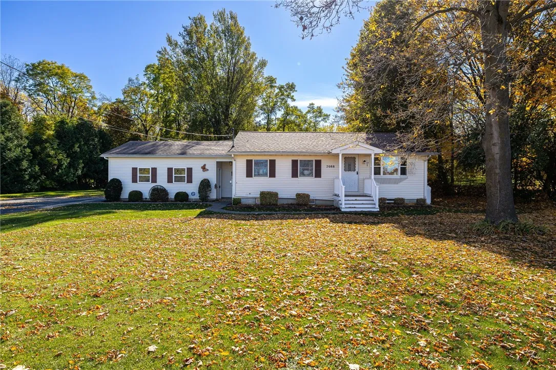 7088 Randall Road, Leroy, New York 14482, Leroy, New York 14482, 2 Bedroom Bedrooms, 6 Room Rooms,1 BathroomBathrooms,Residential,For Sale,7088 Randall Road, Leroy, New York 14482,0,R1725003