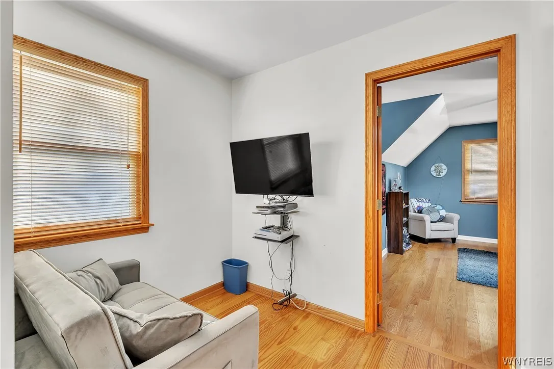 This small sitting area on the second floor is perfect for a reading, study or gaming spot.