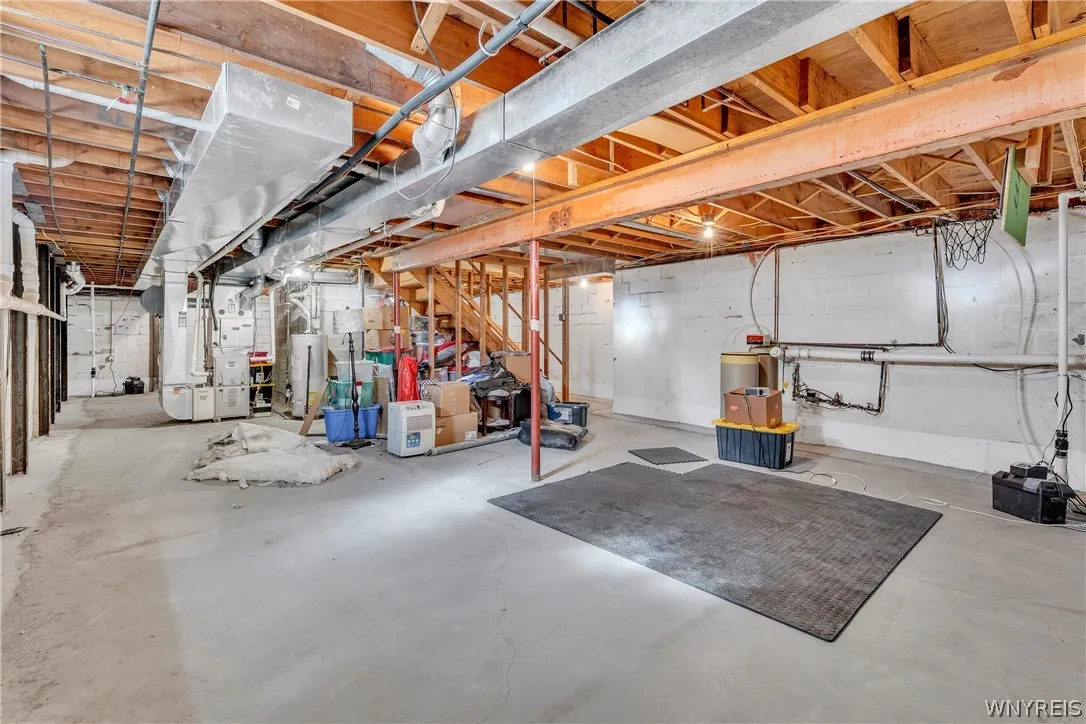 The large basement is a great space ready to be used for storage, a workshop, home gym or added living space. Many possibilites here!
