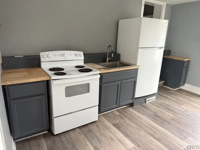 123-127 Turin Street, Rome, New York 13440, Rome, New York 13440, ,Commercial Sale,For Sale,123-127 Turin Street, Rome, New York 13440,0,S1725362