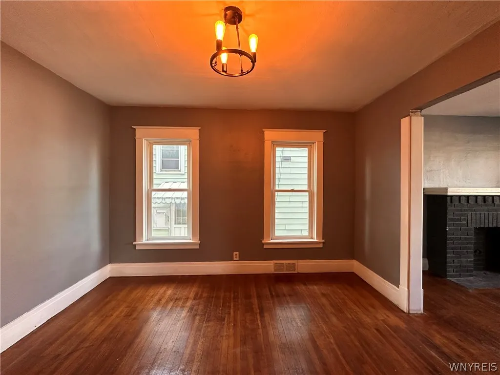 743 Tifft Street, Buffalo, New York 14220, Buffalo, New York 14220, 6 Bedroom Bedrooms, ,2 BathroomBathrooms,Residential,For Sale,743 Tifft Street, Buffalo, New York 14220,0,B1725660