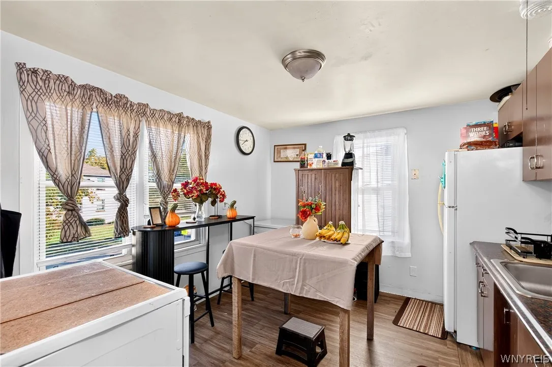 703 Saint Lawrence Avenue, Buffalo, New York 14216, Buffalo, New York 14216, 8 Bedroom Bedrooms, ,4 BathroomBathrooms,Residential,For Sale,703 Saint Lawrence Avenue, Buffalo, New York 14216,0,B1721067