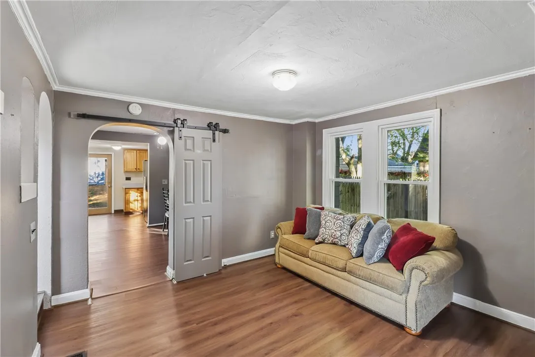 15 Dewey Avenue, Irondequoit, New York 14617, Irondequoit, New York 14617, 3 Bedroom Bedrooms, 7 Room Rooms,1 BathroomBathrooms,Residential,For Sale,15 Dewey Avenue, Irondequoit, New York 14617,0,R1723403