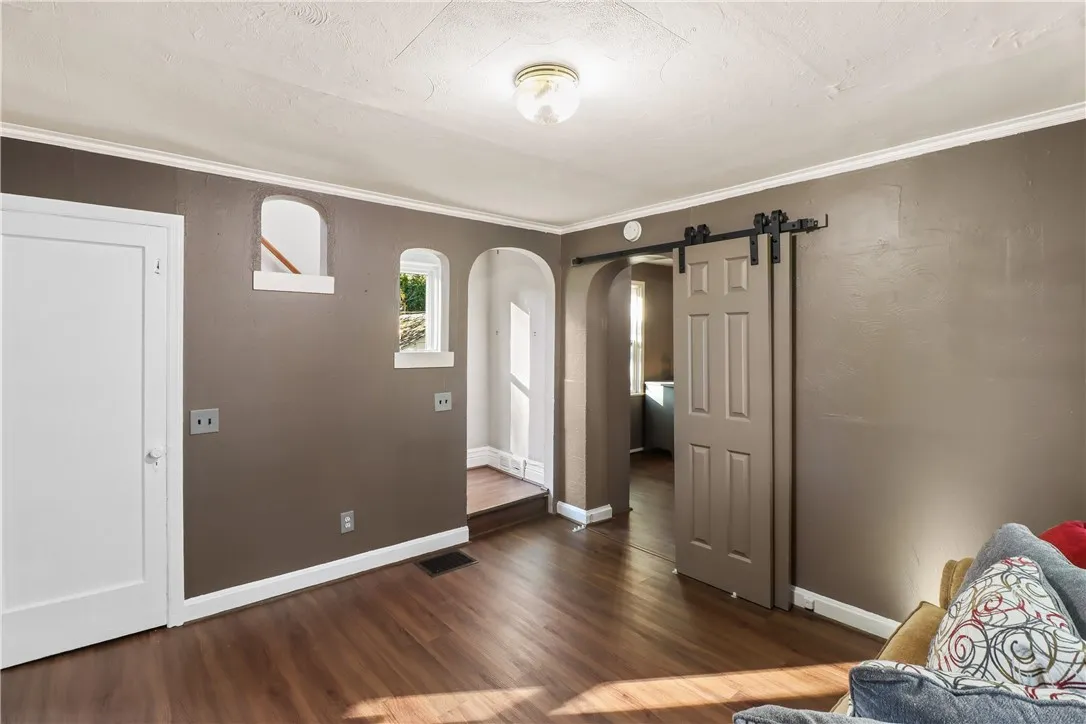 15 Dewey Avenue, Irondequoit, New York 14617, Irondequoit, New York 14617, 3 Bedroom Bedrooms, 7 Room Rooms,1 BathroomBathrooms,Residential,For Sale,15 Dewey Avenue, Irondequoit, New York 14617,0,R1723403