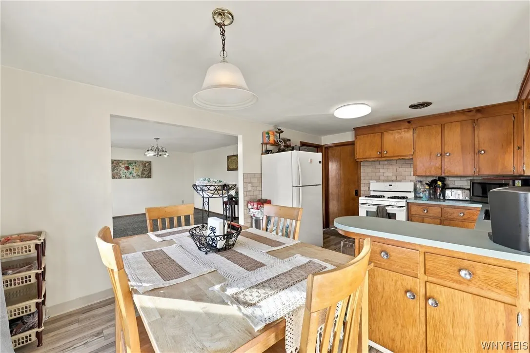 1206 Ridge Road, Lackawanna, New York 14218, Lackawanna, New York 14218, 6 Bedroom Bedrooms, ,2 BathroomBathrooms,Residential,For Sale,1206 Ridge Road, Lackawanna, New York 14218,0,B1725678
