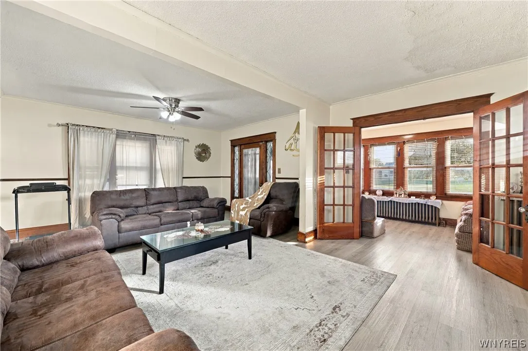 1378 Ridge Road, Lackawanna, New York 14218, Lackawanna, New York 14218, 6 Bedroom Bedrooms, ,2 BathroomBathrooms,Residential,For Sale,1378 Ridge Road, Lackawanna, New York 14218,0,B1725663