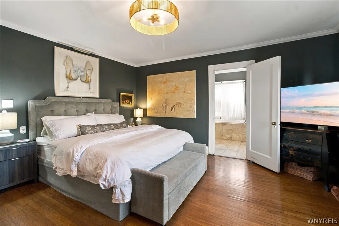 132 Cleveland Avenue, Buffalo, New York 14222, Buffalo, New York 14222, 5 Bedroom Bedrooms, 7 Room Rooms,3 BathroomBathrooms,Residential,For Sale,132 Cleveland Avenue, Buffalo, New York 14222,0,B1725292