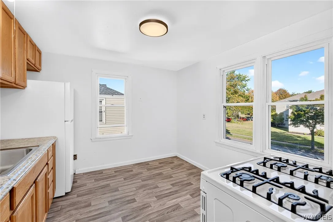 703 Saint Lawrence Avenue, Buffalo, New York 14216, Buffalo, New York 14216, 16 Bedroom Bedrooms, ,Multi Family,For Sale,703 Saint Lawrence Avenue, Buffalo, New York 14216,0,B1725686