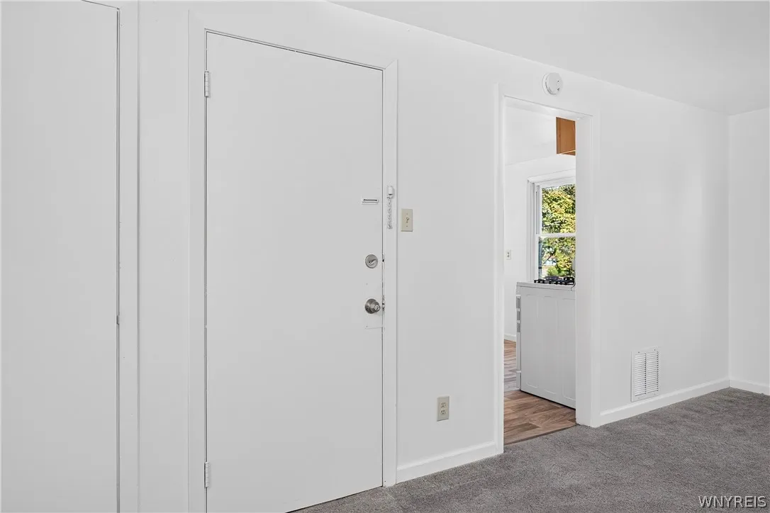 703 Saint Lawrence Avenue, Buffalo, New York 14216, Buffalo, New York 14216, 16 Bedroom Bedrooms, ,Multi Family,For Sale,703 Saint Lawrence Avenue, Buffalo, New York 14216,0,B1725686