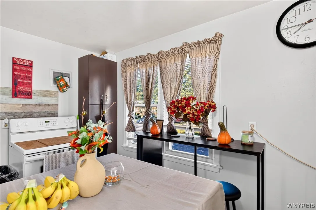 703 Saint Lawrence Avenue, Buffalo, New York 14216, Buffalo, New York 14216, 16 Bedroom Bedrooms, ,Multi Family,For Sale,703 Saint Lawrence Avenue, Buffalo, New York 14216,0,B1725686