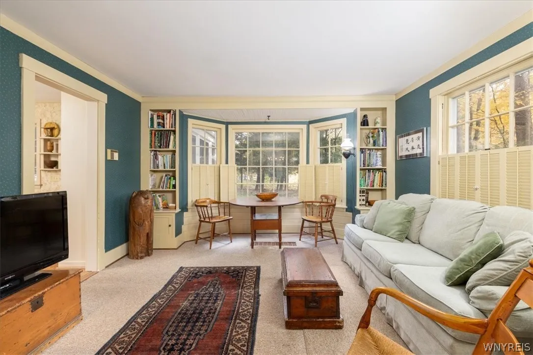 170 Pine St, Aurora, New York 14052, Aurora, New York 14052, 4 Bedroom Bedrooms, 11 Room Rooms,2 BathroomBathrooms,Residential,For Sale,170 Pine St, Aurora, New York 14052,0,B1725696