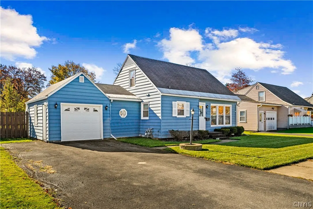 918 Armory Drive, Utica, New York 13501, Utica, New York 13501, 3 Bedroom Bedrooms, 8 Room Rooms,1 BathroomBathrooms,Residential,For Sale,918 Armory Drive, Utica, New York 13501,0,S1725582